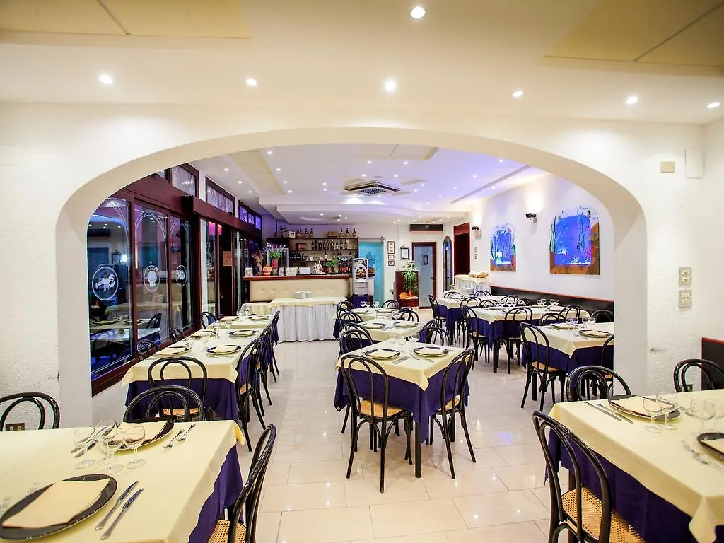 Hotel Sileoni Dependance Villa Antonio Marina di Cecina Italy